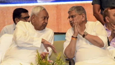 Photo of नीतीश कुमार का सियासी दांव ‘कहीं नहीं जाने’ की बात, क्या वो बीजेपी, जेडीयू या लालू को संदेश दे रहे हैं?