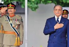 Photo of पाकिस्तान के भविष्य पर मंडरा रहे संकट क्या देश टूट जाएगा या सेना फिर से सत्ता पर काबिज होगी?