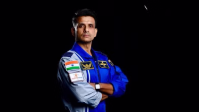 Photo of लखनऊ के कैप्टन शुभांशु शुक्ला आज भरेंगे अंतरिक्ष की उड़ान