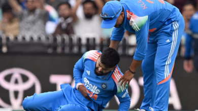 Photo of अभी कैसे हैं श्रेयस अय्यर? BCCI ने दिया अपडेट, टीम के डॉक्टर भी उनके साथ सिडनी में हैं मौजूद