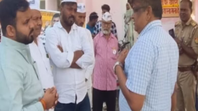 Photo of अर्थी मेरी क्यों, सरकार और योगी जी की निकालिए, बयान देकर फंसे CMS, निलंबन के साथ केस दर्ज