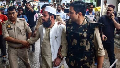 Photo of योगी सरकार के खिलाफ BJP के अंदर उबाल, ‘आई लव मोहम्मद’ प्रदर्शन पर इस्तीफे की धमकी