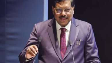 Photo of Supreme Court: CJI गवई ने आगे बढ़ाया अपने उत्तराधिकारी का नाम, जस्टिस सूर्य कांत के नाम की सिफारिश