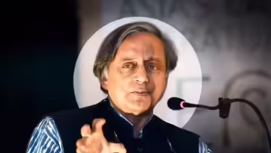 Photo of सावरकर सम्मान ठुकराकर थरूर ने कांग्रेस-बीजेपी दोनों को दिया साफ राजनीतिक संदेश