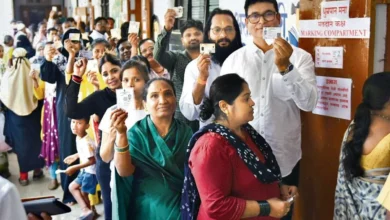 Photo of EVM से नहीं, बैलेट पेपर से डाला जाएगा वोट; 25 साल बाद इस नगर निगम के लिए आयोग का फैसला